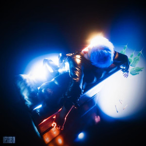 女人脱精光让男人桶
