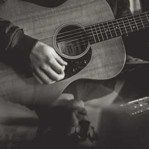 女人脱精光让男人桶
